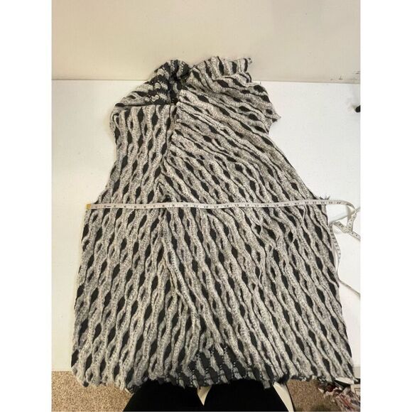 Hem & Thread women’s one size cardigan grey NWT - Picture 3 of 5